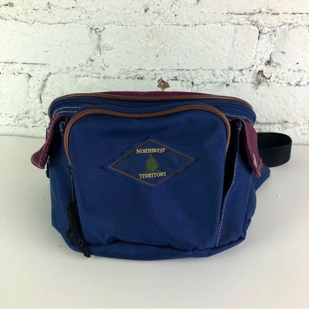 Vintage Northwest Territory Fanny Travel Bag